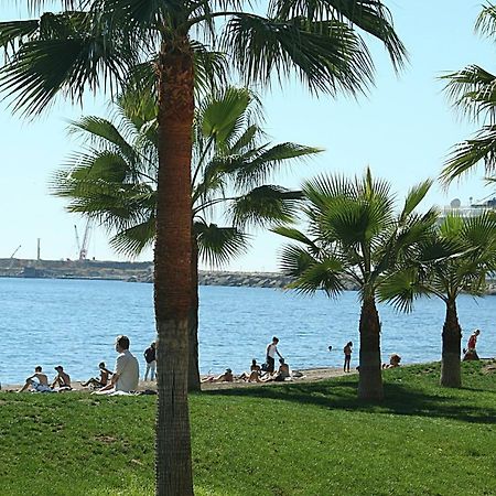 Malaka Lägenhet Málaga Exteriör bild